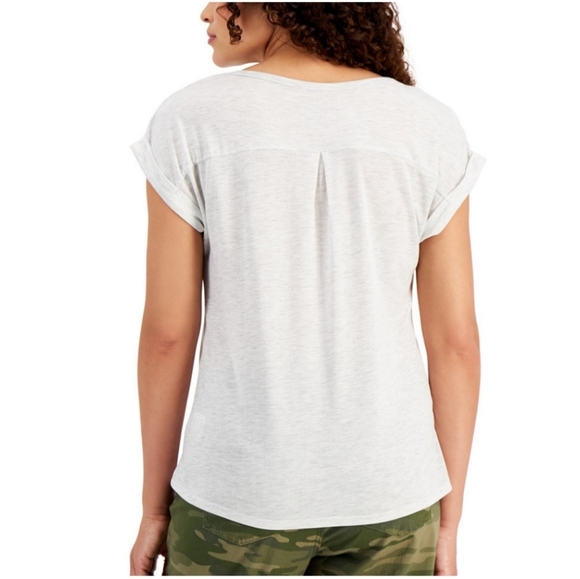 NWT Americana V neck T shirt - Picture 3 of 3